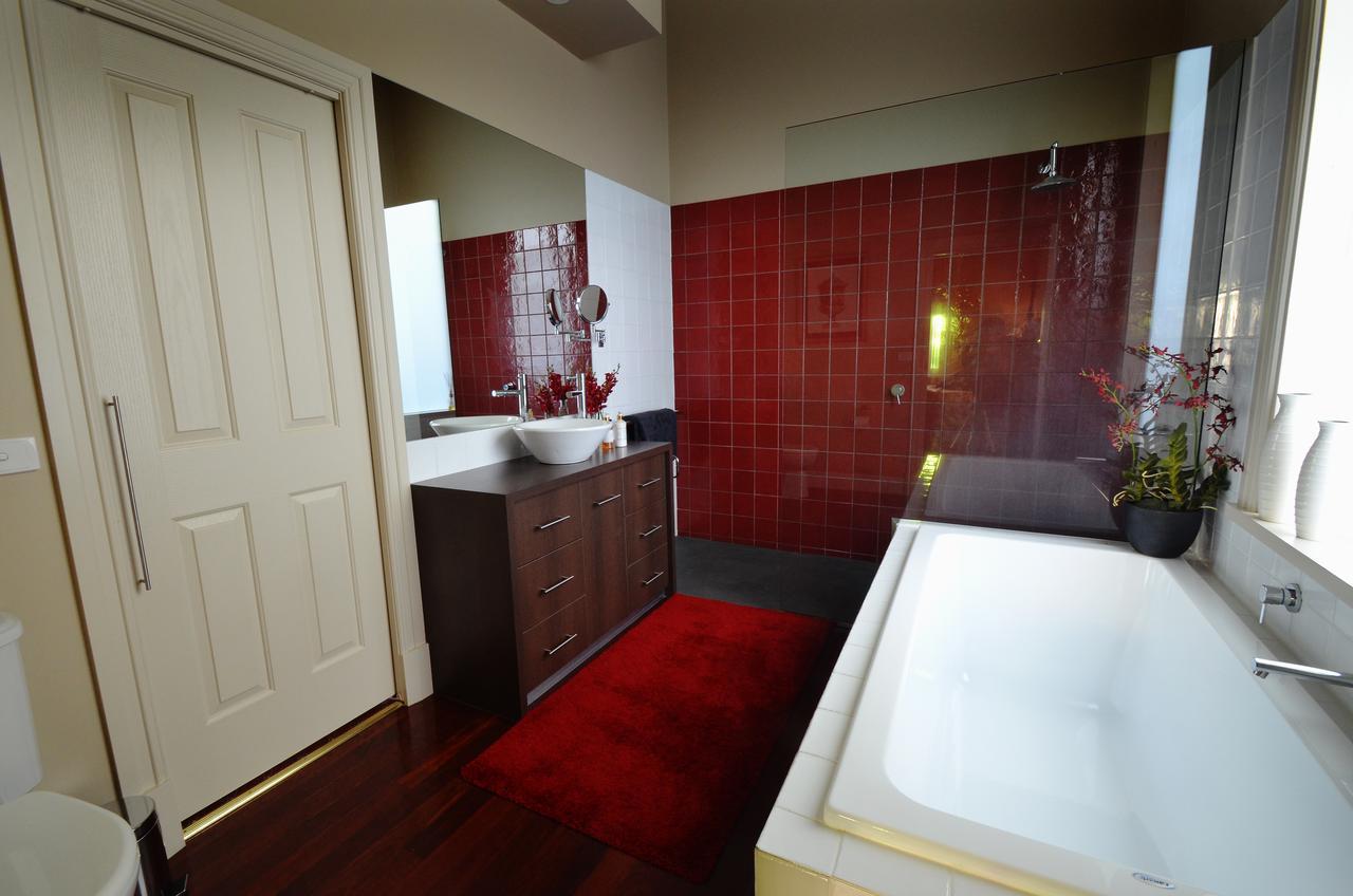 Clement House Bed & Breakfast เบแนลลา ภายนอก รูปภาพ