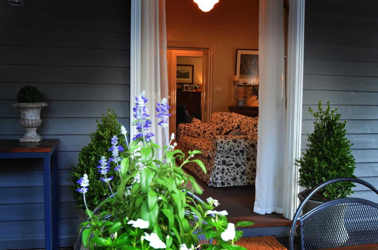 Clement House Bed & Breakfast เบแนลลา ภายนอก รูปภาพ